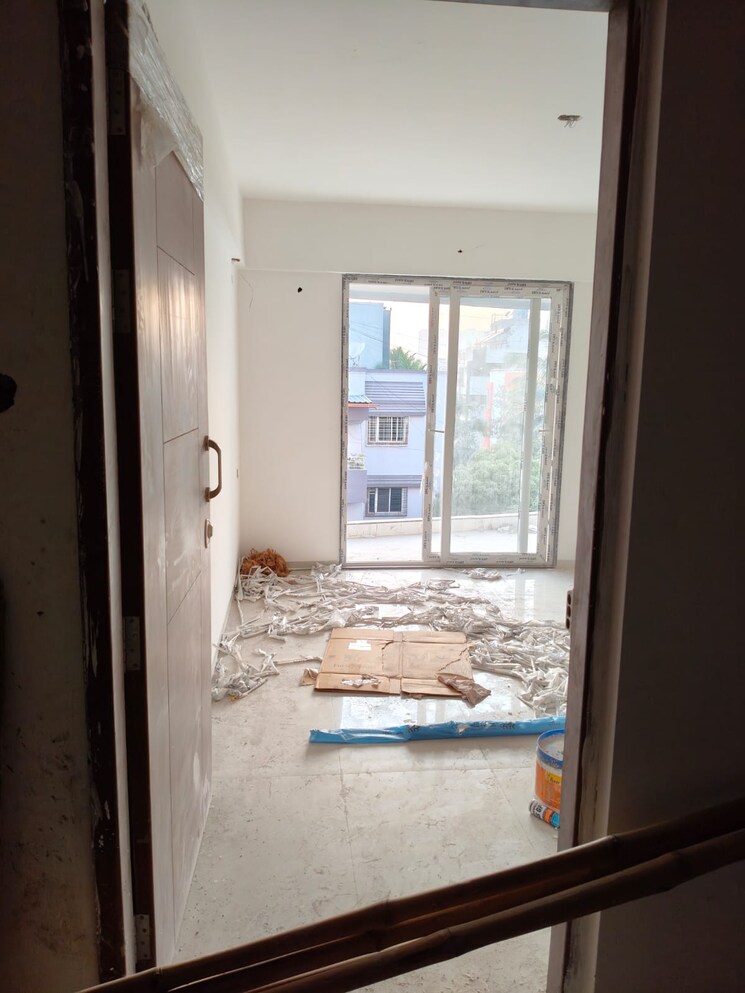 Room, tirupati-swapnashilp 2 Bedroom 715 Sq.Ft. Apartment In Pimple Nilakh Pune 9612378