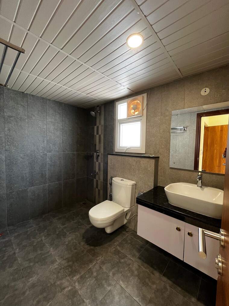 Bathroom, prestige-tranquil 3 Bedroom 1764 Sq.Ft. Apartment In Kokapet Hyderabad 9612657