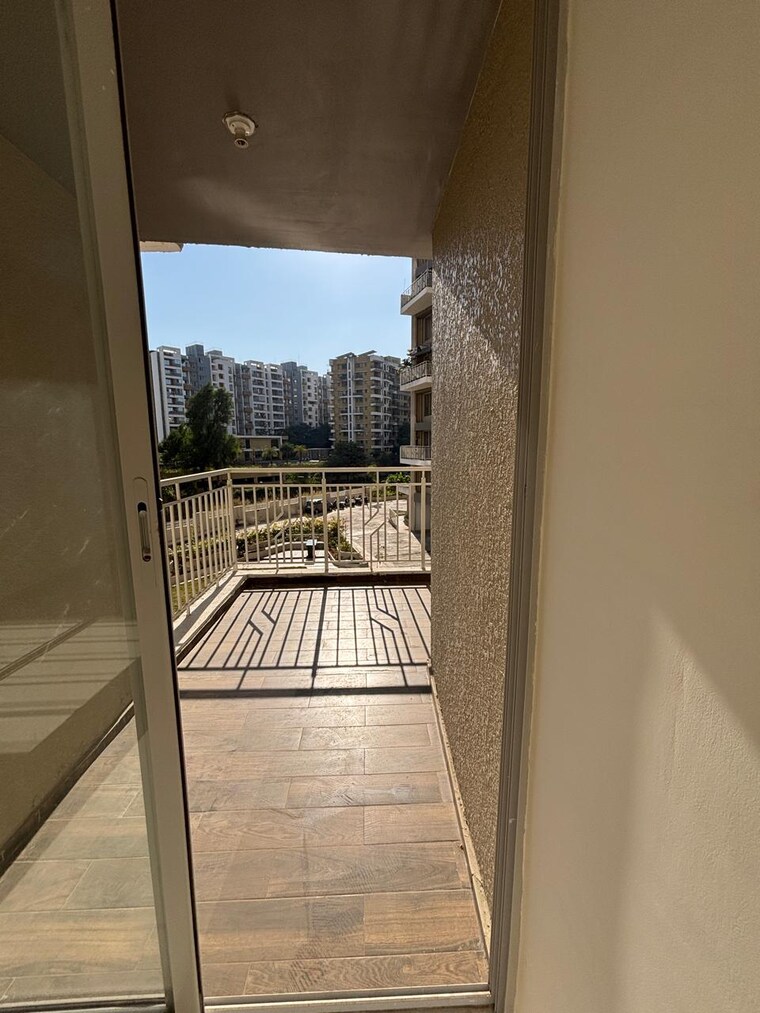 Balcony, wakad 3 Bedroom 1150 Sq.Ft. Apartment In Wakad Pune 9612485