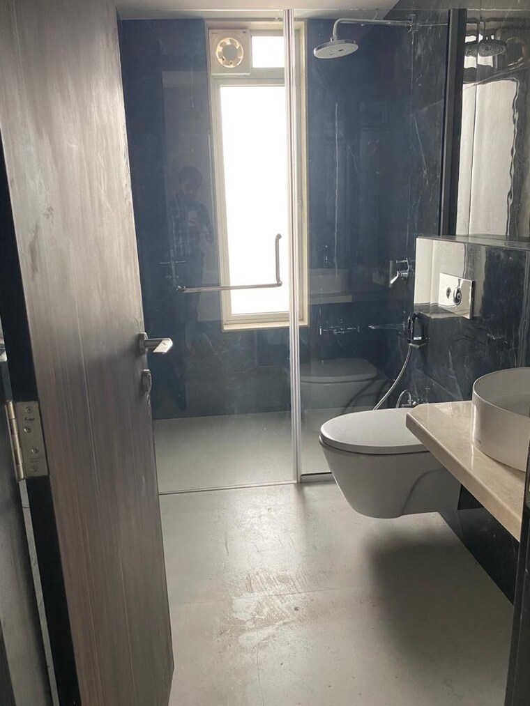 Bathroom, ajmera-treon 2 Bedroom 950 Sq.Ft. Apartment In Bhakti Park Mumbai 9612391