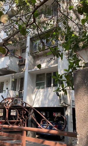 3 BHK Apartment – Exterior View View at Khar West - for Rent