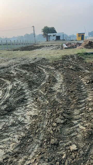 Plot Area in  Plot at Gosainganj – for Sale