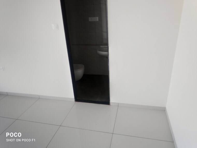 Attached Bathroom, chandak-34-park-estate 2 Bedroom 720 Sq.Ft. Apartment In Goregaon West Mumbai 9612500