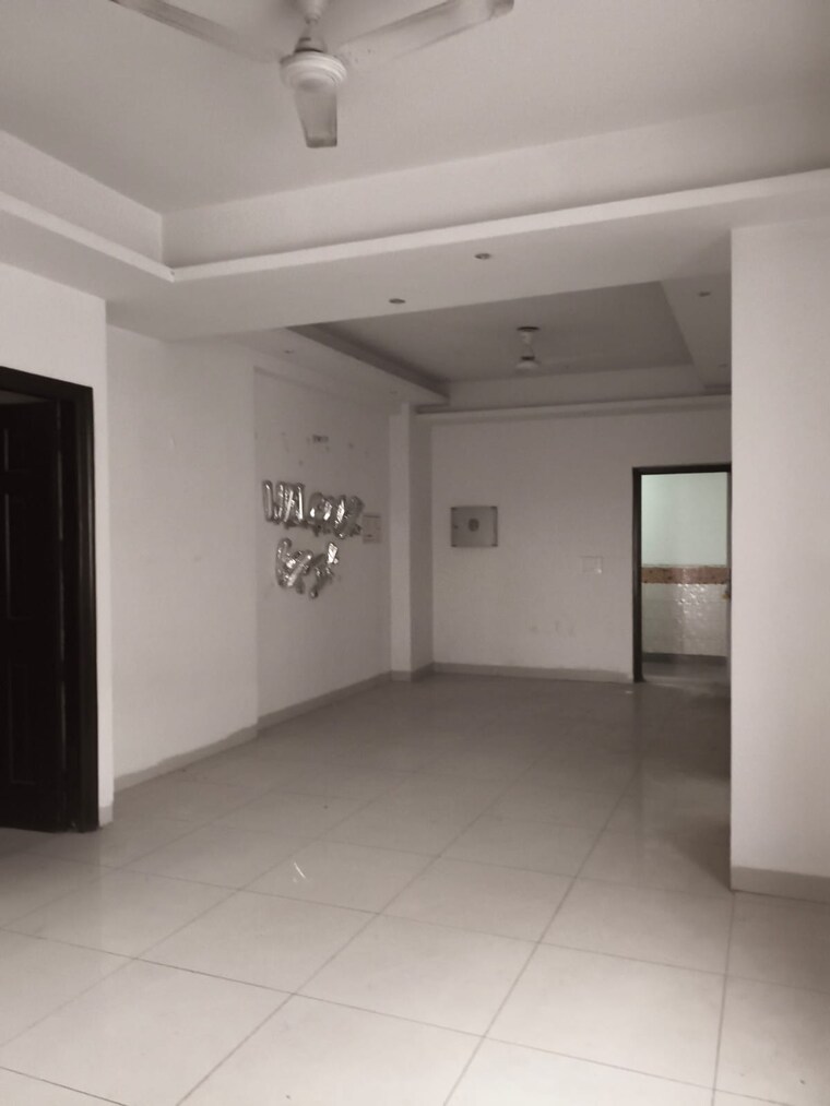 Room, sg-shikhar-height 3.5 Bedroom 1920 Sq.Ft. Apartment In Siddharth Vihar Ghaziabad 9612567