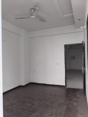 Room in 3.5 BHK Apartment at SG Shikhar Height, Siddharth Vihar – for Rent