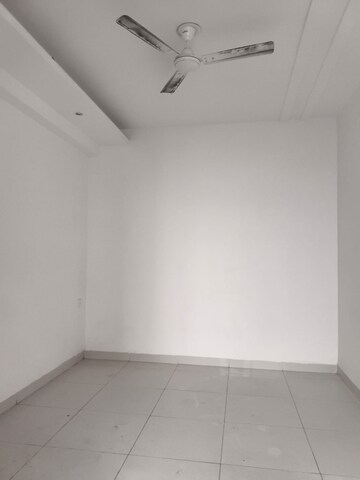 Room in 3.5 BHK Apartment at SG Shikhar Height, Siddharth Vihar – for Rent