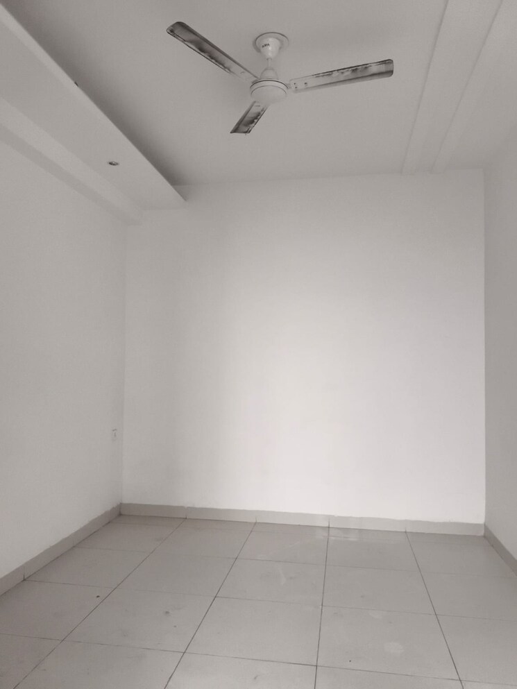 Room, sg-shikhar-height 3.5 Bedroom 1920 Sq.Ft. Apartment In Siddharth Vihar Ghaziabad 9612567