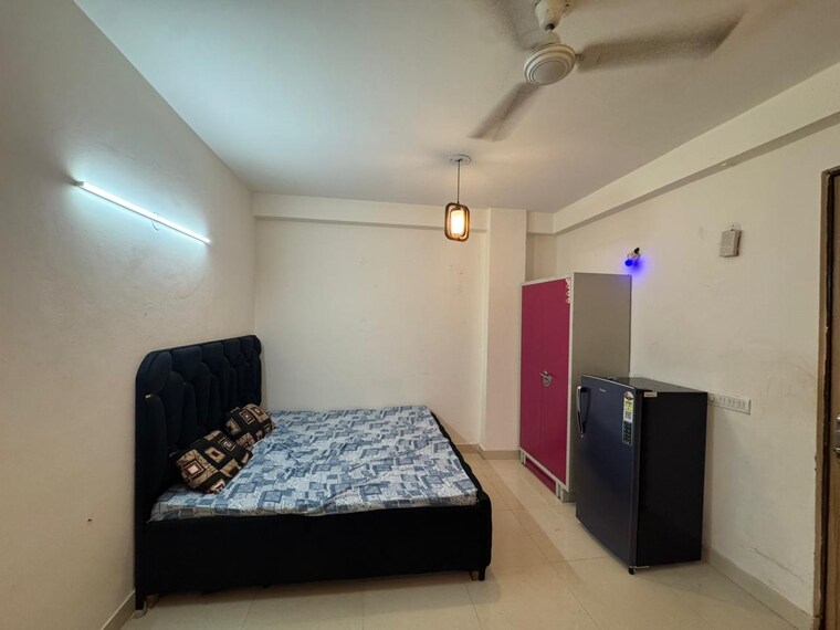 Bedroom, saket 1 RK 450 Sq.Ft. Builder Floor In Saket Delhi 9612637