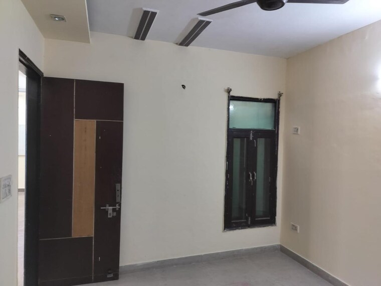 Room, sector 11 dwarka 2.5 Bedroom 1189 Sq.Ft. Apartment In Sector 11 Dwarka Delhi 9612753