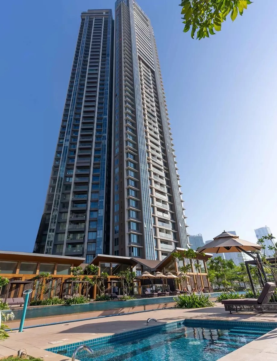 6 BHK Apartment For Rent in Hubtown 25 South