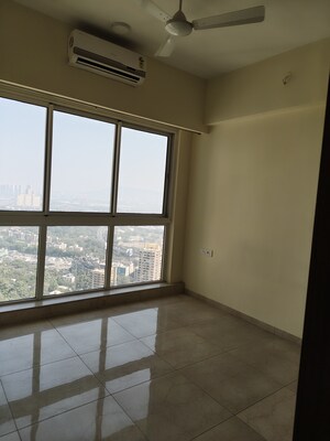 Room in 2 BHK Apartment at LnT Crescent Bay T4, Parel – for Rent