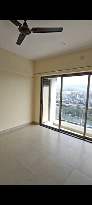 Room in 1 BHK Apartment at Conwood Astoria, Goregaon East – for Rent