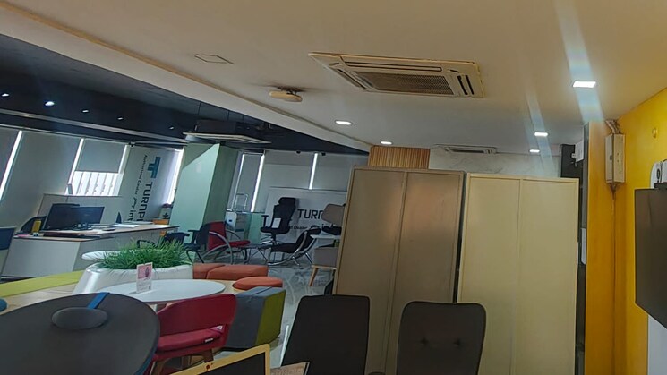 Team Area, vip road Commercial Office Space 1950 Sq.Ft. In Vip Road Raipur 9612866