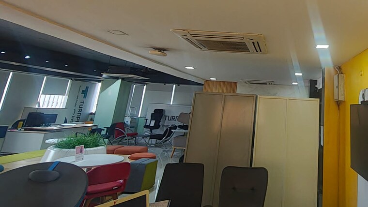 Team Area, vip road Commercial Office Space 1950 Sq.Ft. In Vip Road Raipur 9612866