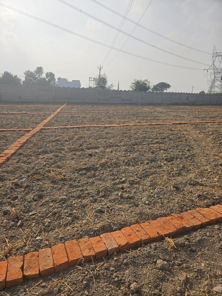 undefined, kanchan-vihar  3330 Sq.Ft. Plot In Dlf Ankur Vihar Ghaziabad 9612860