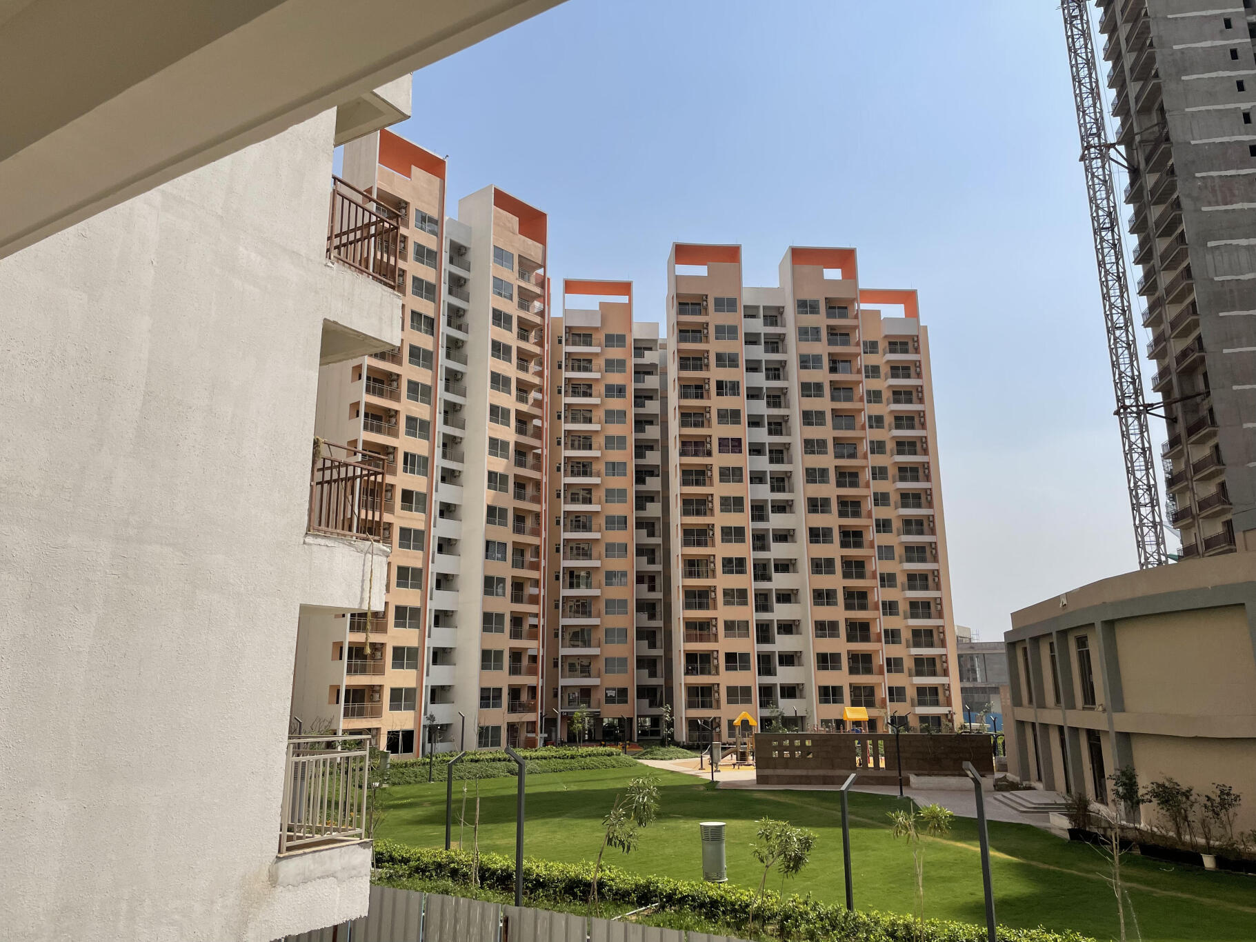 3 BHK + Pooja Room Apartment For Sale in Shapoorji Pallonji Joyville Gurgaon