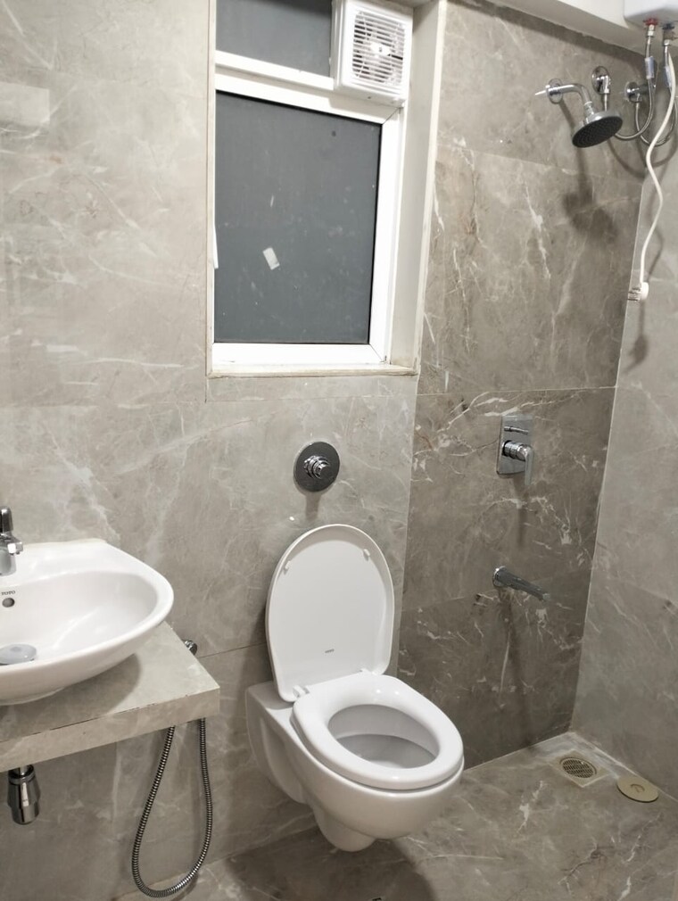 Bathroom, sheth-avante 1 Bedroom 430 Sq.Ft. Apartment In Kanjurmarg West Mumbai 9613011