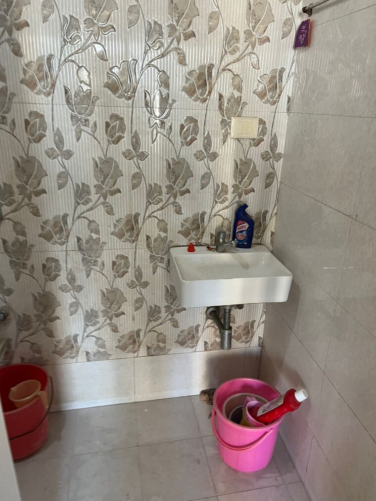 Bathroom, sanghvi-aaditya-elegance 1 Bedroom 400 Sq.Ft. Apartment In Matunga West Mumbai 9612879