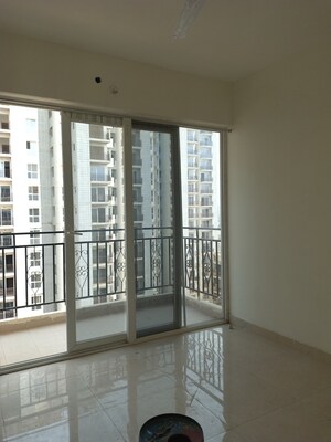 2 BHK Apartment For Sale in Signature Global Proxima, Sector 89