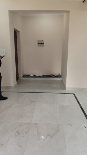 2 BHK Apartment For Rent in Shubhkamna Advert Apartments, Sector 50