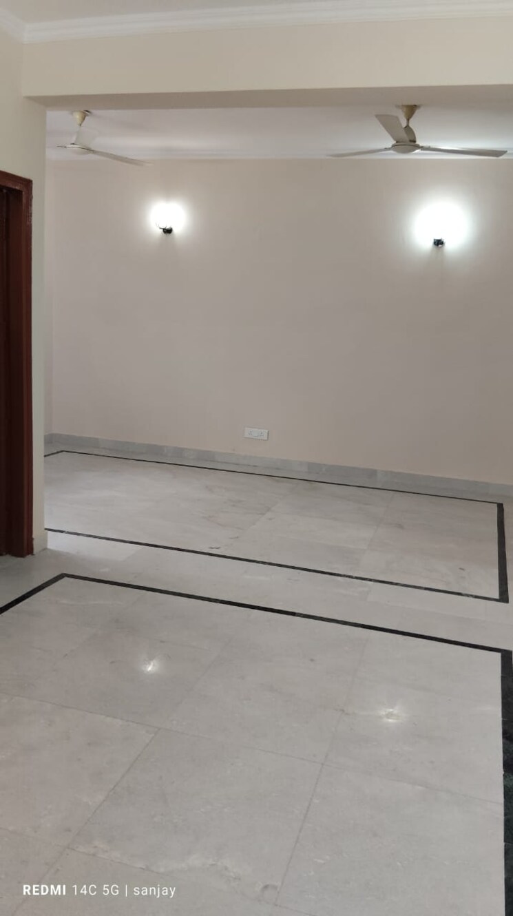 Room, shubhkamna-advert-apartments 2 Bedroom 1120 Sq.Ft. Apartment In Sector 50 Noida 9613178