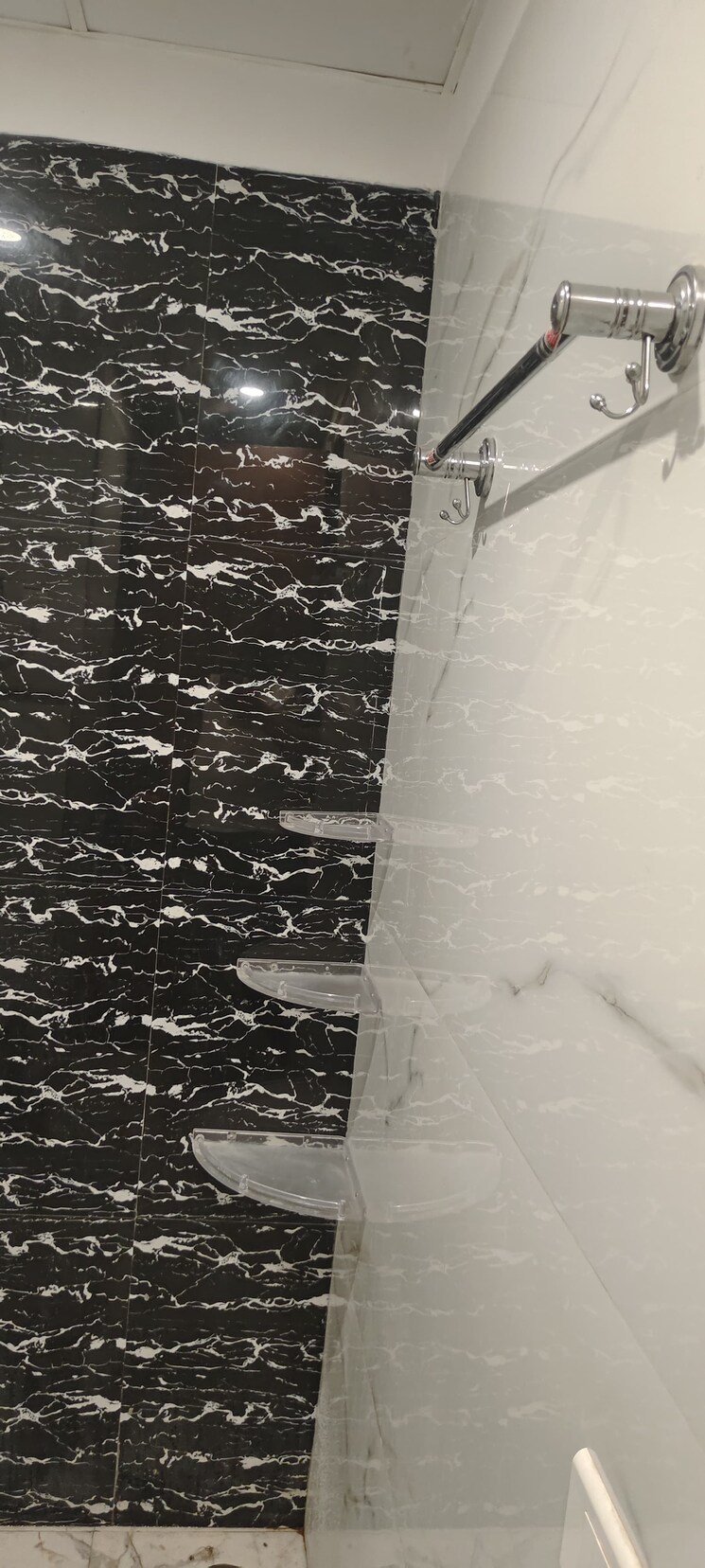 Bathroom, sector 57 3 Bedroom 1800 Sq.Ft. Builder Floor In Sector 57 Gurgaon 9613193