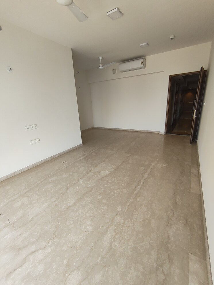 Room, mermit-tower 2 Bedroom 1170 Sq.Ft. Apartment In Lower Parel Mumbai 9613246