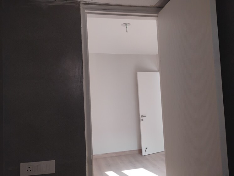 Room, signature-global-city-81 2 Bedroom 1185 Sq.Ft. Apartment In Sector 81 Gurgaon 9613287