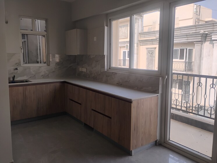 Room, signature-global-city-81 3 Bedroom 1419 Sq.Ft. Apartment In Sector 81 Gurgaon 9613315