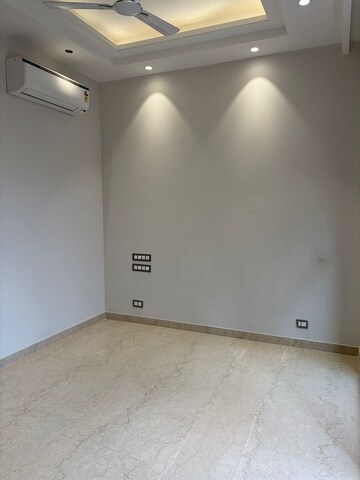 3 BHK Builder Floor For Rent in East Of Kailash