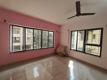 Room in 1 BHK Apartment at Avarsekar Residency, Dadar West – for Sale
