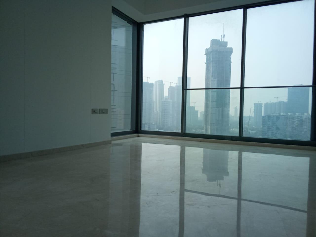 3 BHK 1890 Sq.Ft. Apartment in Prabhadevi CHS