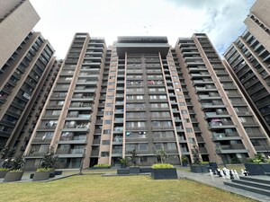 3 BHK Apartment – Exterior View View at Yelahanka - for Rent