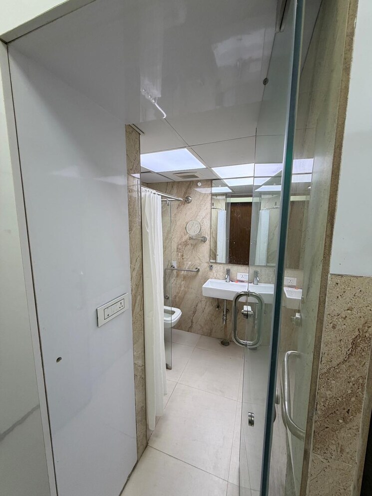 Bathroom, vatika-city 1 RK 450 Sq.Ft. Apartment In Sector 49 Gurgaon 9613494
