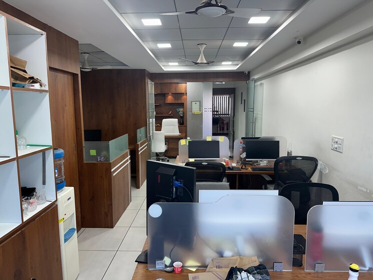 Team Area, science city Commercial Office Space in IT/SEZ 893 Sq.Ft. In Science City Ahmedabad 9613552