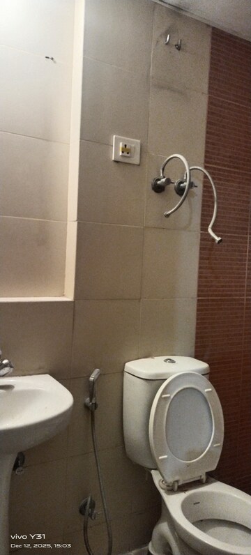 Bathroom in 2.5 BHK Apartment at Mahagun Mywoods, Sector 16c Greater Noida – for Rent