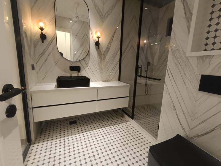 Bathroom, janakpuri 4 Bedroom 325 Sq.Yd. Builder Floor In Janakpuri Delhi 9613601