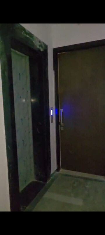 Furnished Amenities in 3 BHK Apartment at Adani Ten BKC, Bandra East – for Rent