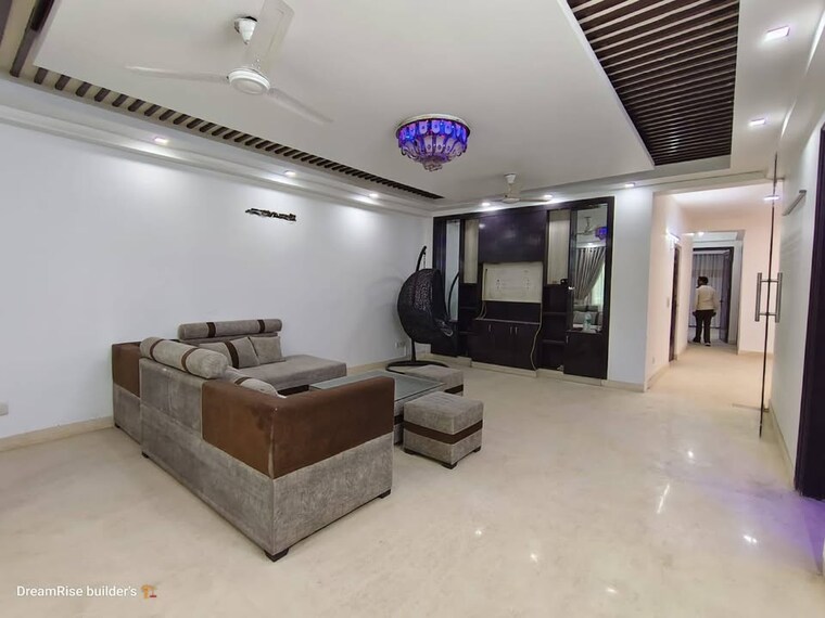 Living Room, shivalik colony 5 Bedroom 2200 Sq.Ft. Builder Floor In Shivalik Colony Delhi 9613529