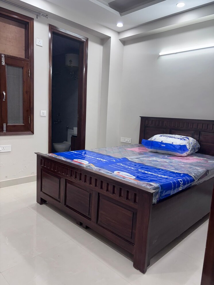 Bedroom, sector 40 2 Bedroom 1300 Sq.Ft. Builder Floor In Sector 40 Gurgaon 9613592