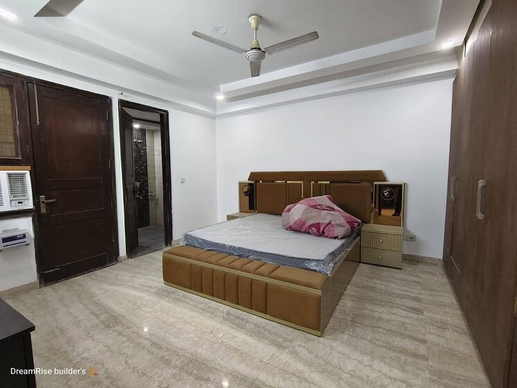 Bedroom, shivalik colony 5 Bedroom 2200 Sq.Ft. Builder Floor In Shivalik Colony Delhi 9613529