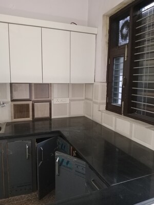 Kitchen in 1.5 BHK Builder Floor at Ansals Sushant City – for Rent