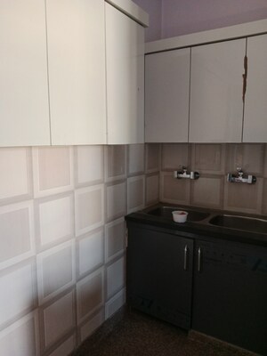 Kitchen in 1.5 BHK Builder Floor at Ansals Sushant City – for Rent