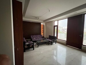 Room in 4 BHK Independent House at Business Bay Central Ikon, Sector 105 – for Rent
