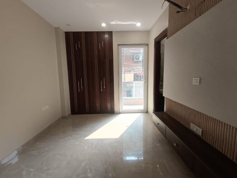 Room, janakpuri 3 Bedroom 1000 Sq.Ft. Builder Floor In Janakpuri Delhi 9613938