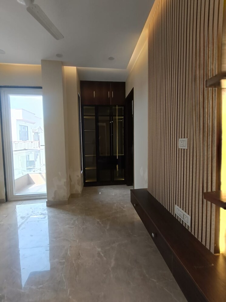 Room, janakpuri 3 Bedroom 1000 Sq.Ft. Builder Floor In Janakpuri Delhi 9613938