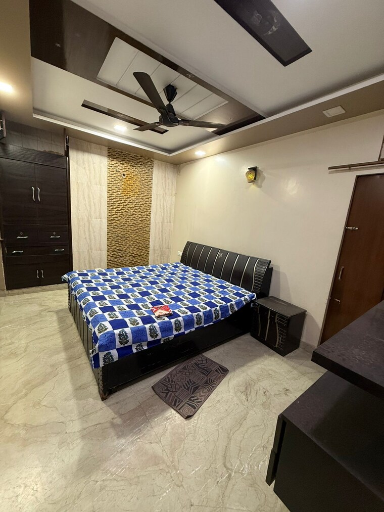 Bedroom, paschim vihar 3 Bedroom 1200 Sq.Ft. Apartment In Paschim Vihar Delhi 9613965