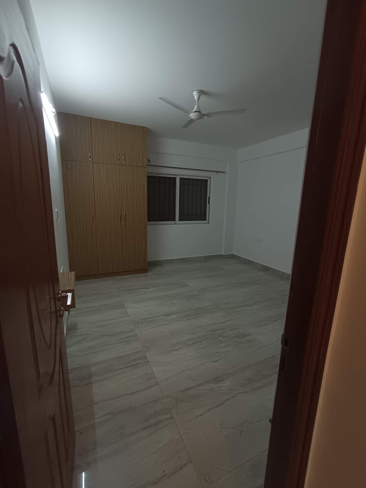 Room, queens-manor-apartment 3 Bedroom 2400 Sq.Ft. Apartment In Shivaji Nagar Bangalore 9613937