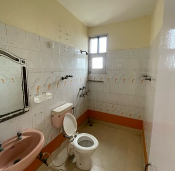 Bathroom in 3 BHK Apartment at Sector 21c – for Rent