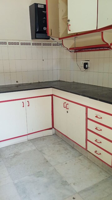 Kitchen in 2 BHK Apartment at SNS Premnivas, Infantry Road – for Rent